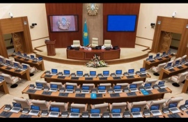 На заседании Конституционной комиссии предложили рассмотреть вопрос о новой Конституции